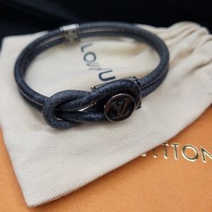 Authentic NIB Louis Vuitton Loop It Bracelet (Grafite LV Monogram w/ Silver)
